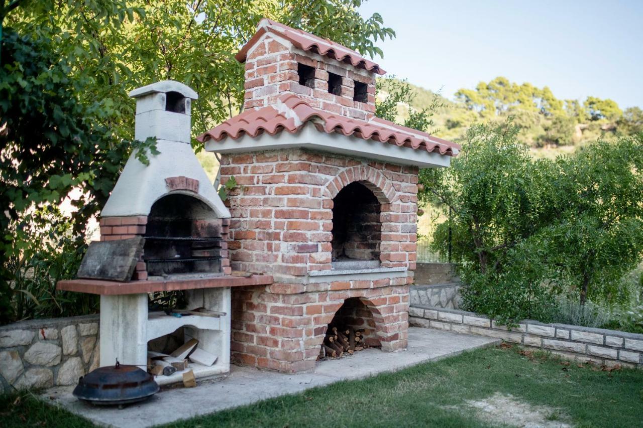 Apartament Kuca Leonora