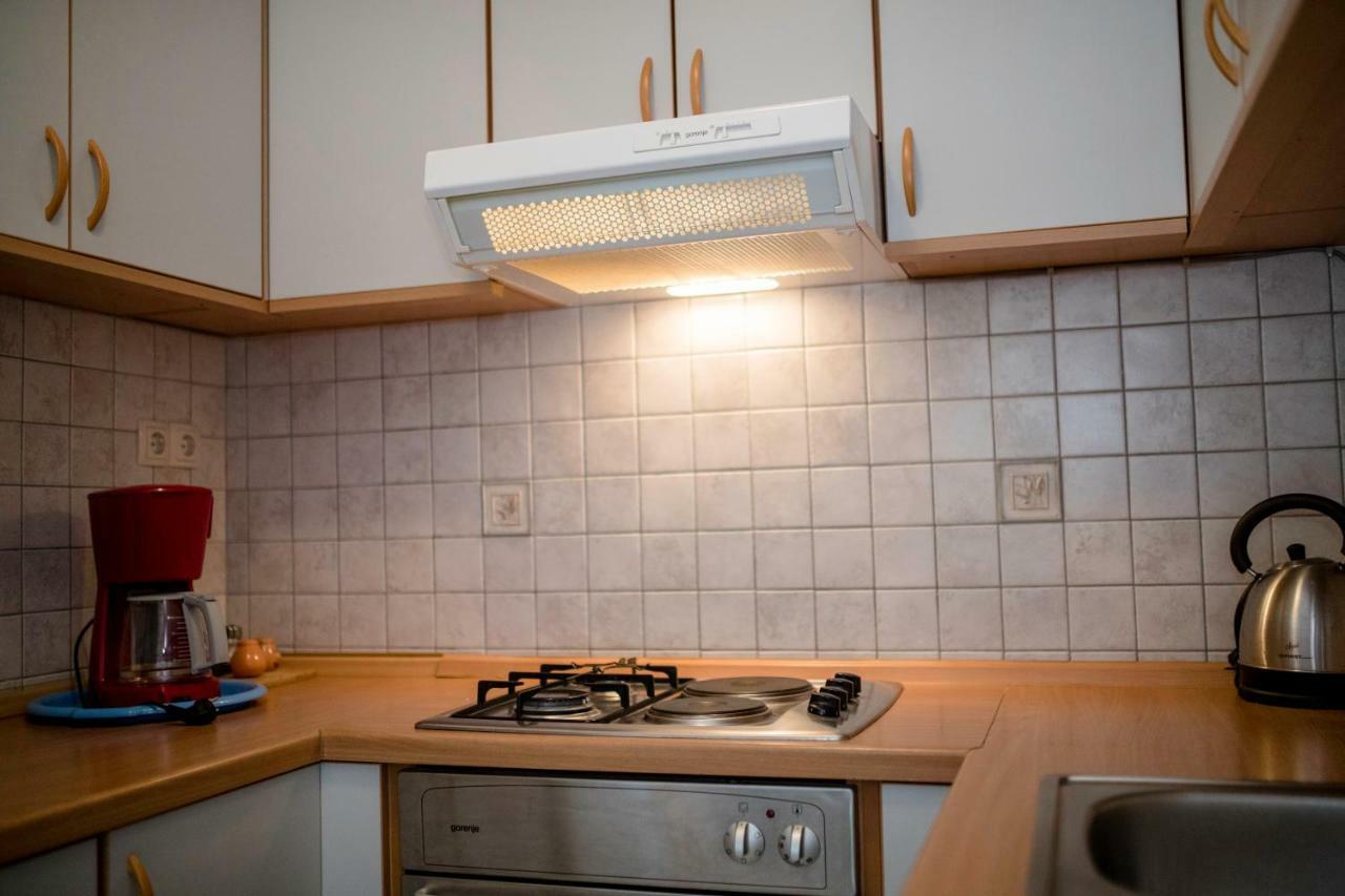 Apartament Kuca Leonora