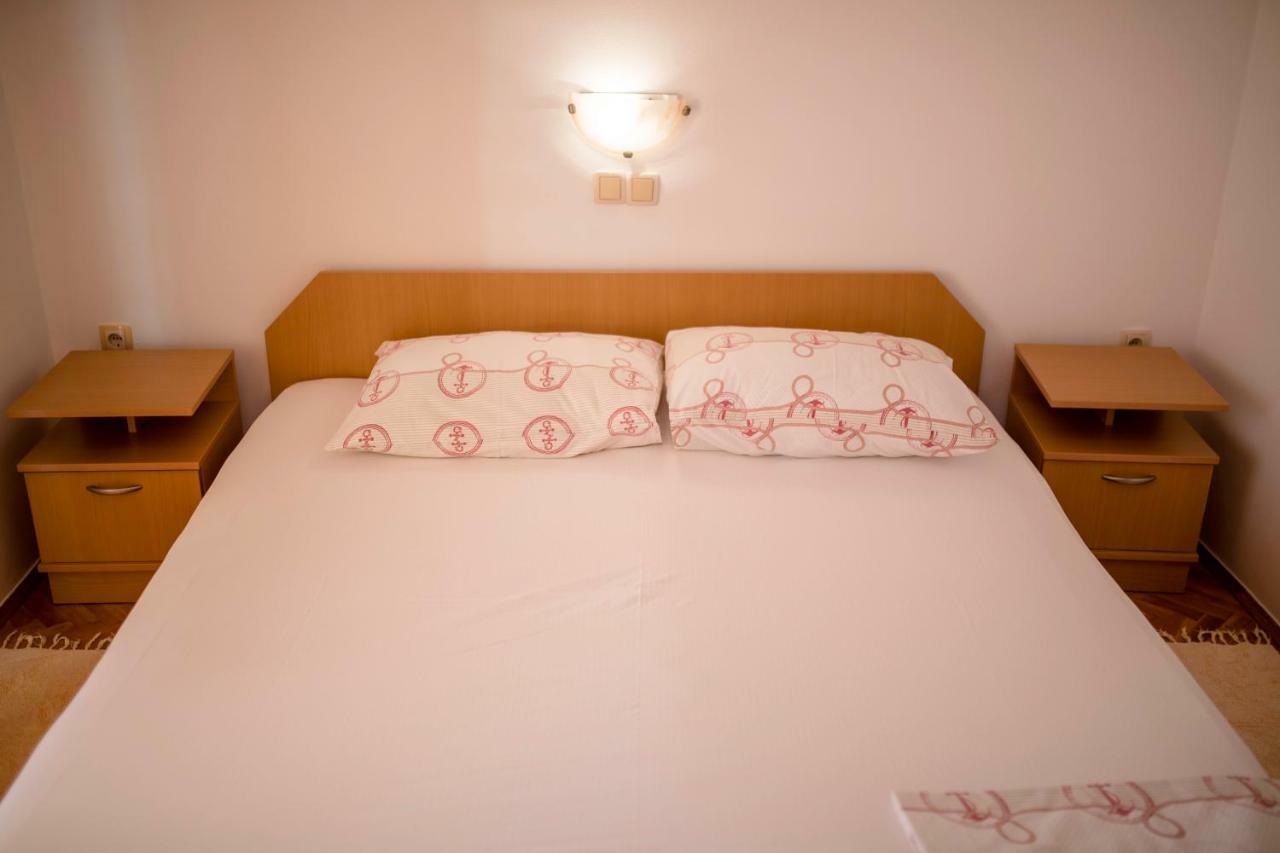 Kuca Leonora Apartment