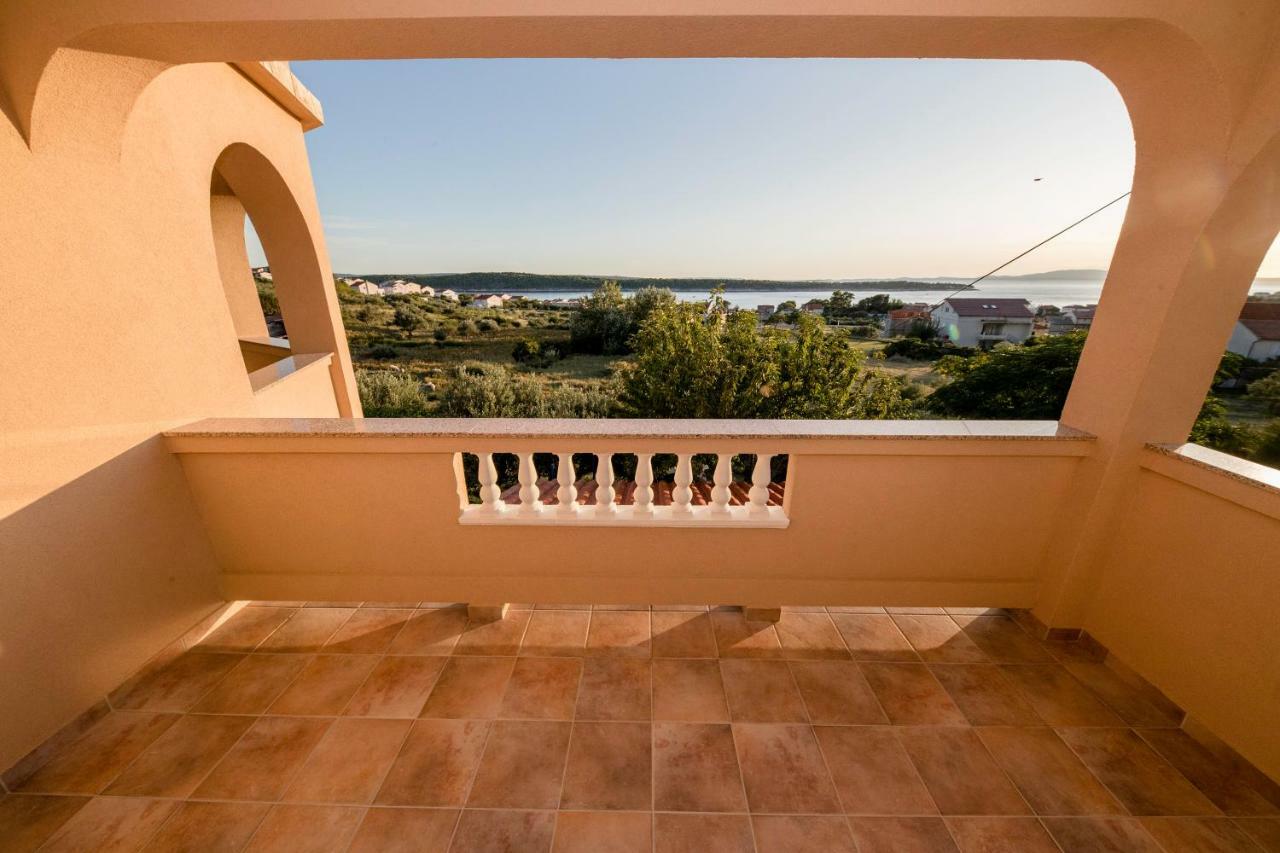 Kuca Leonora Apartment *