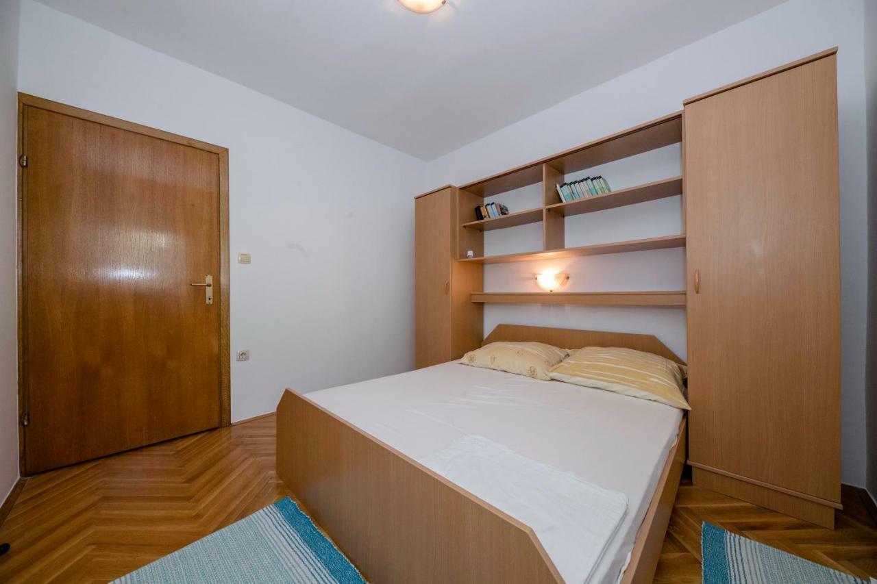 Apartment Kuca Leonora Banjol