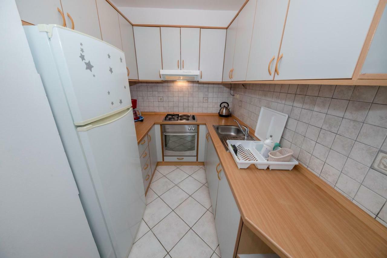 Apartment Kuca Leonora