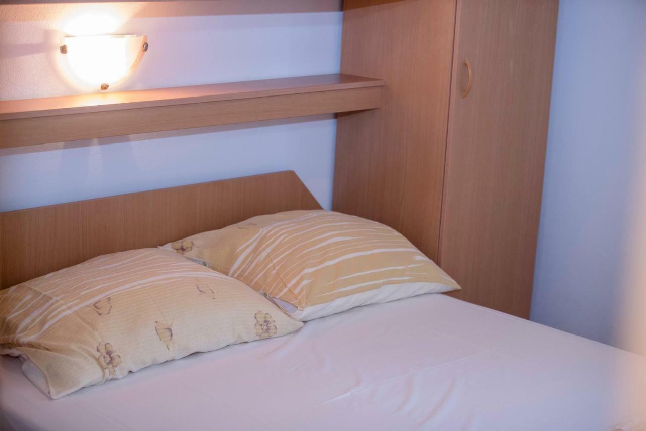 Kuca Leonora Apartment Banjol